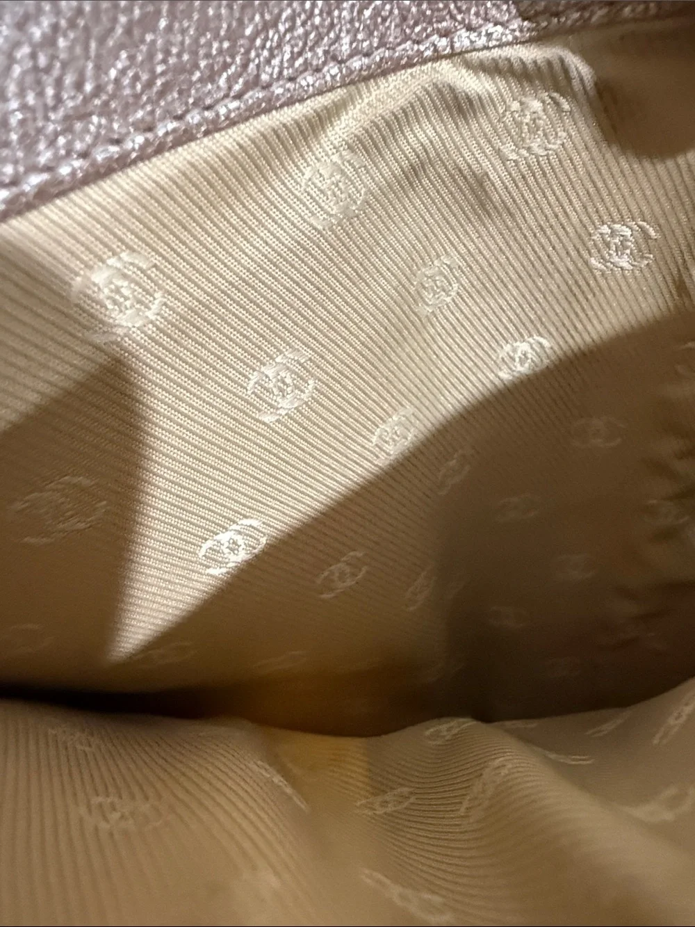 CHANEL Beige gold Rose Leather Flap Wallet with CC Button